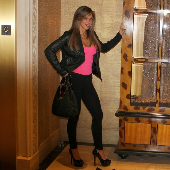 Meet your Posher, Kristina - Picture 1 of 1